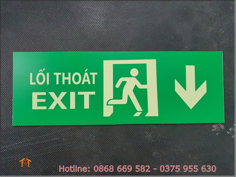 biển exit dạ quang giá rẻ