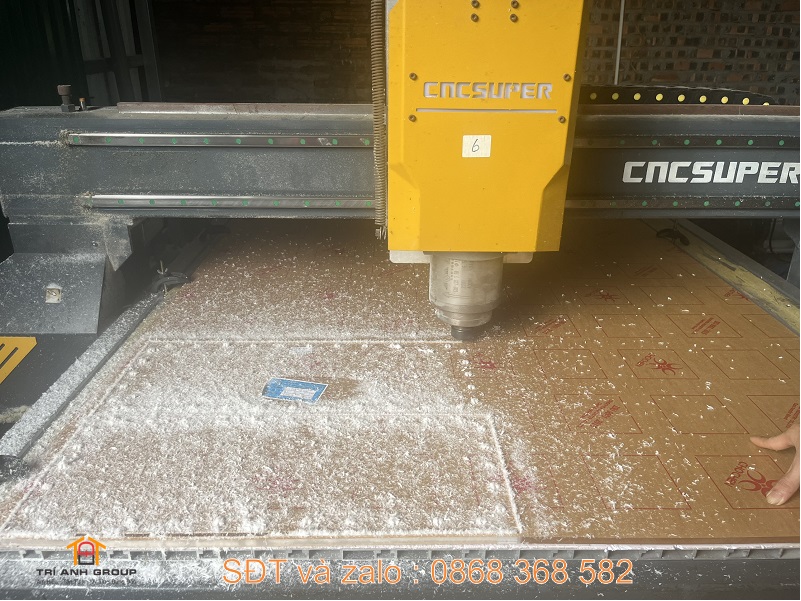 cắt cnc mica tại hà nội